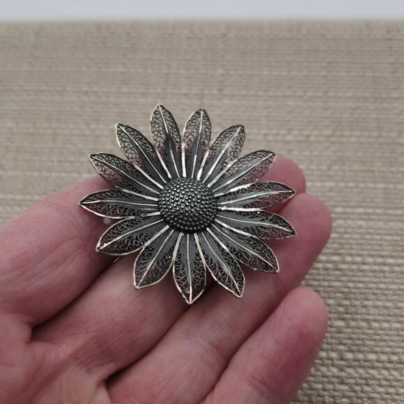 Sterling Silver Rustic Large Flower Nature Pin Brooch B373 - Picture 2 of 6